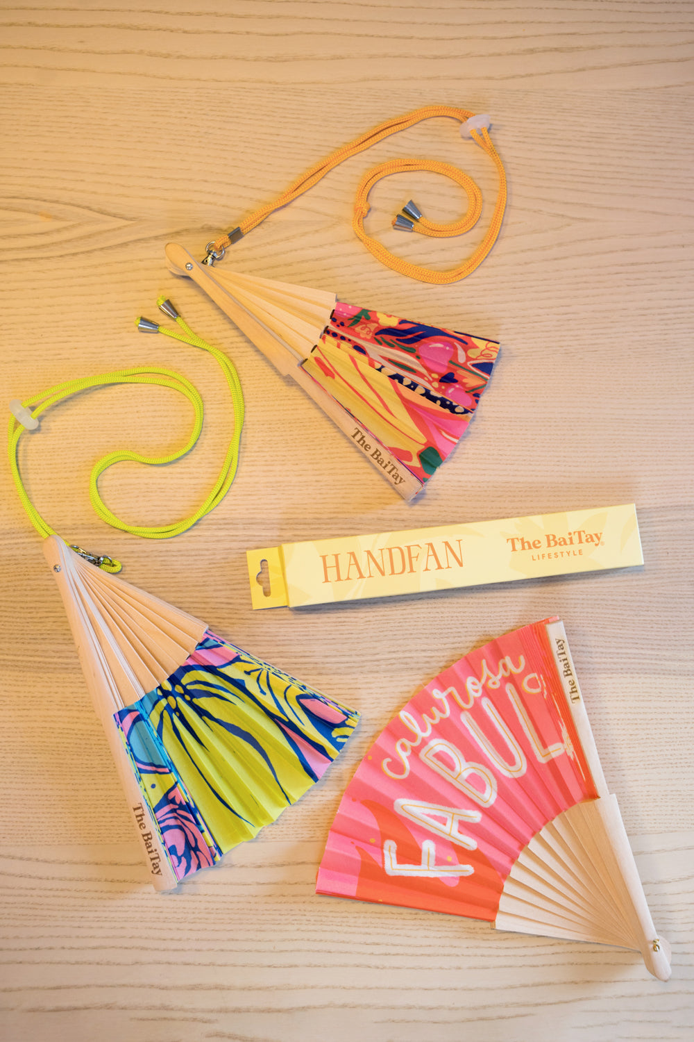 CALUROSA hand fan