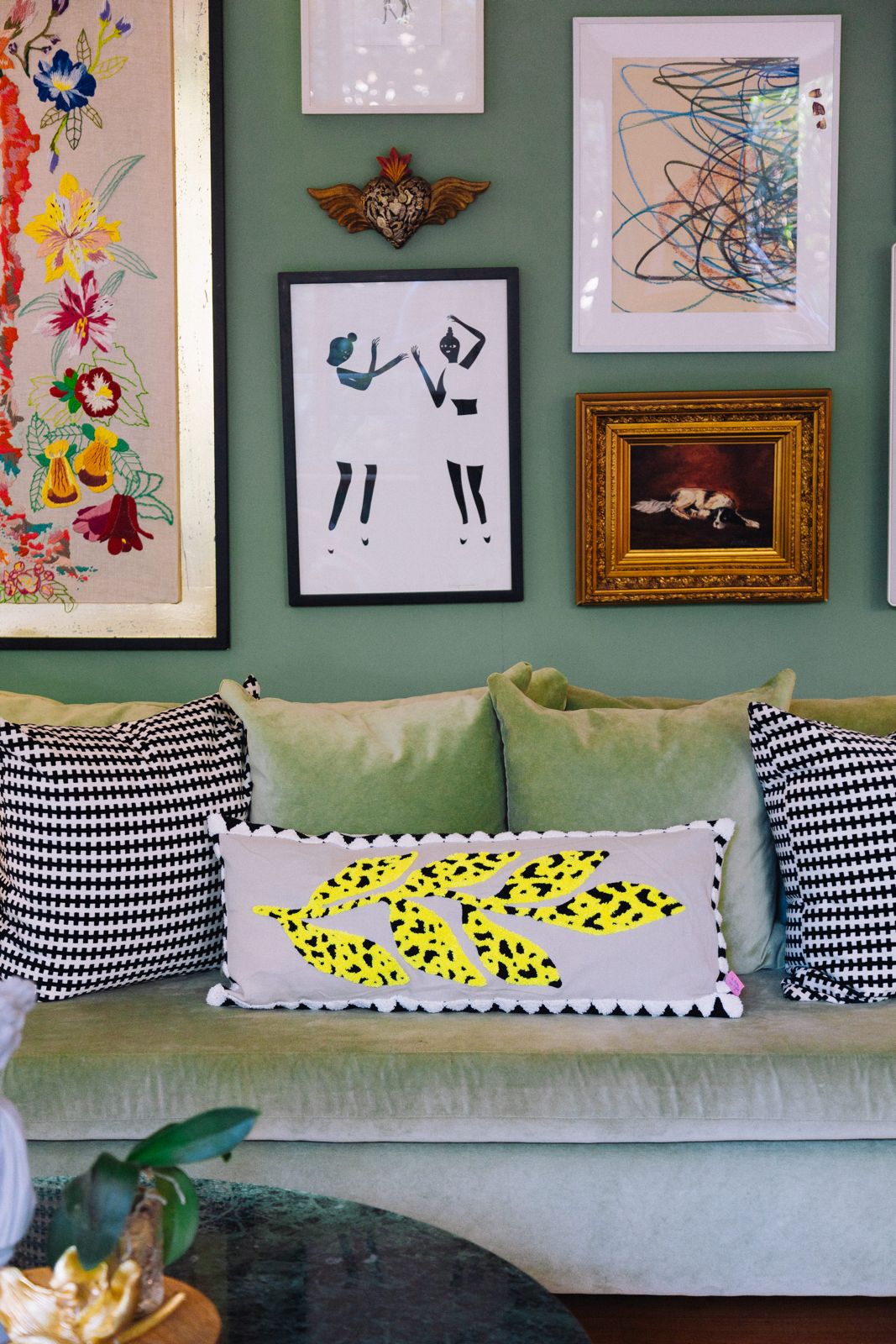 Leaf Cushion