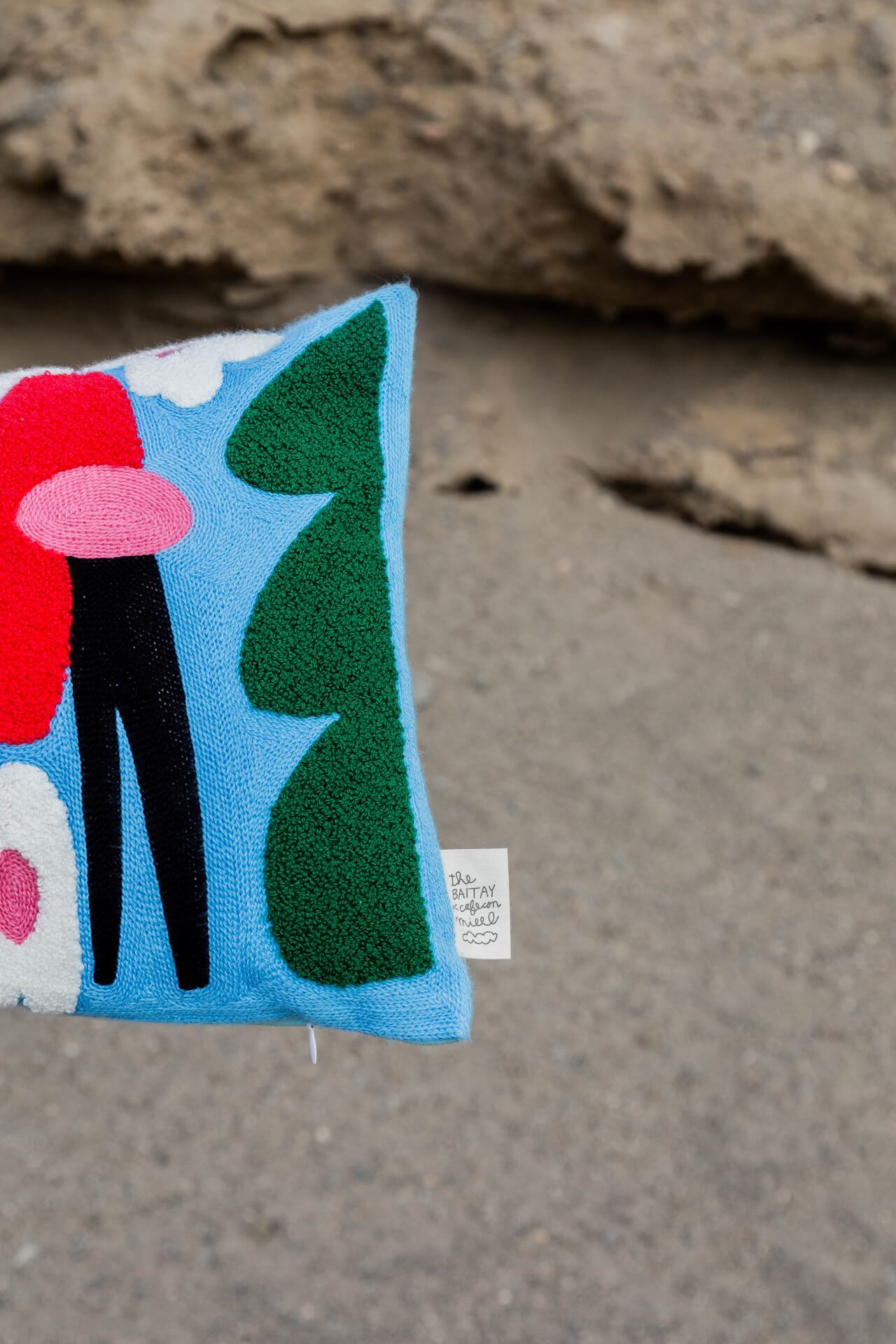 Cafe con mieel pillow