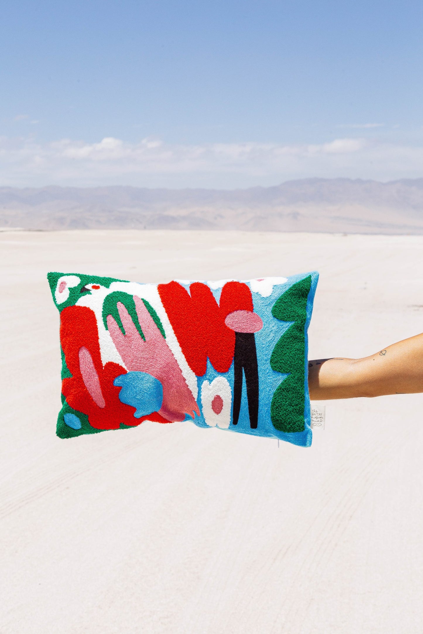 Cafe con mieel pillow