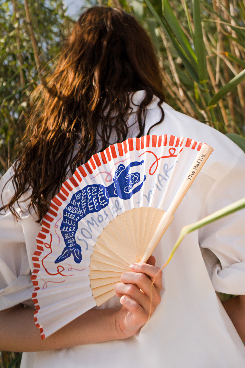 Mar azul hand fan