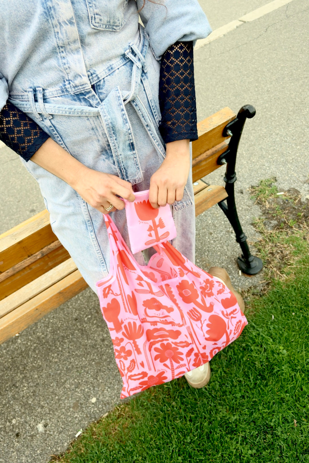 FLOWERS Shopping bag